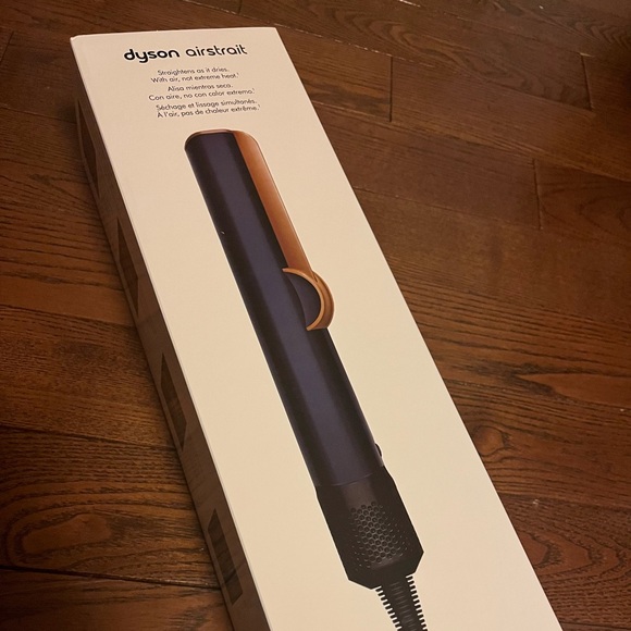 Dyson Other - Dyson Airstrait